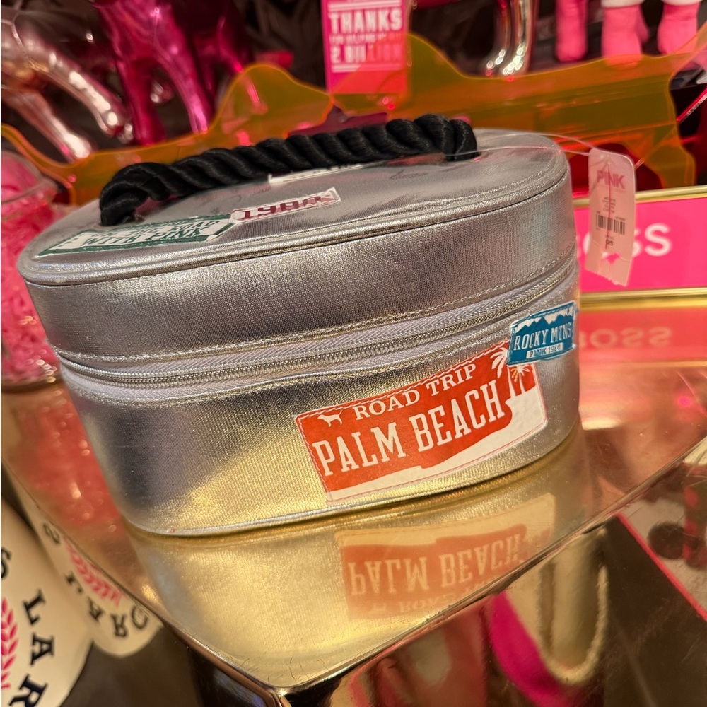 RARE VS PINK TRAIN CASE